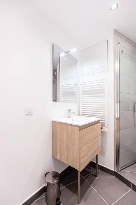 Le Refuge - Residence Hestia Saint-Etienne  Exteriér fotografie